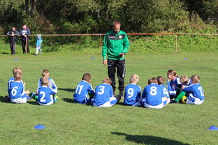 九游手机游戏-中超球队定位球战术对比研究，中超潜力中场